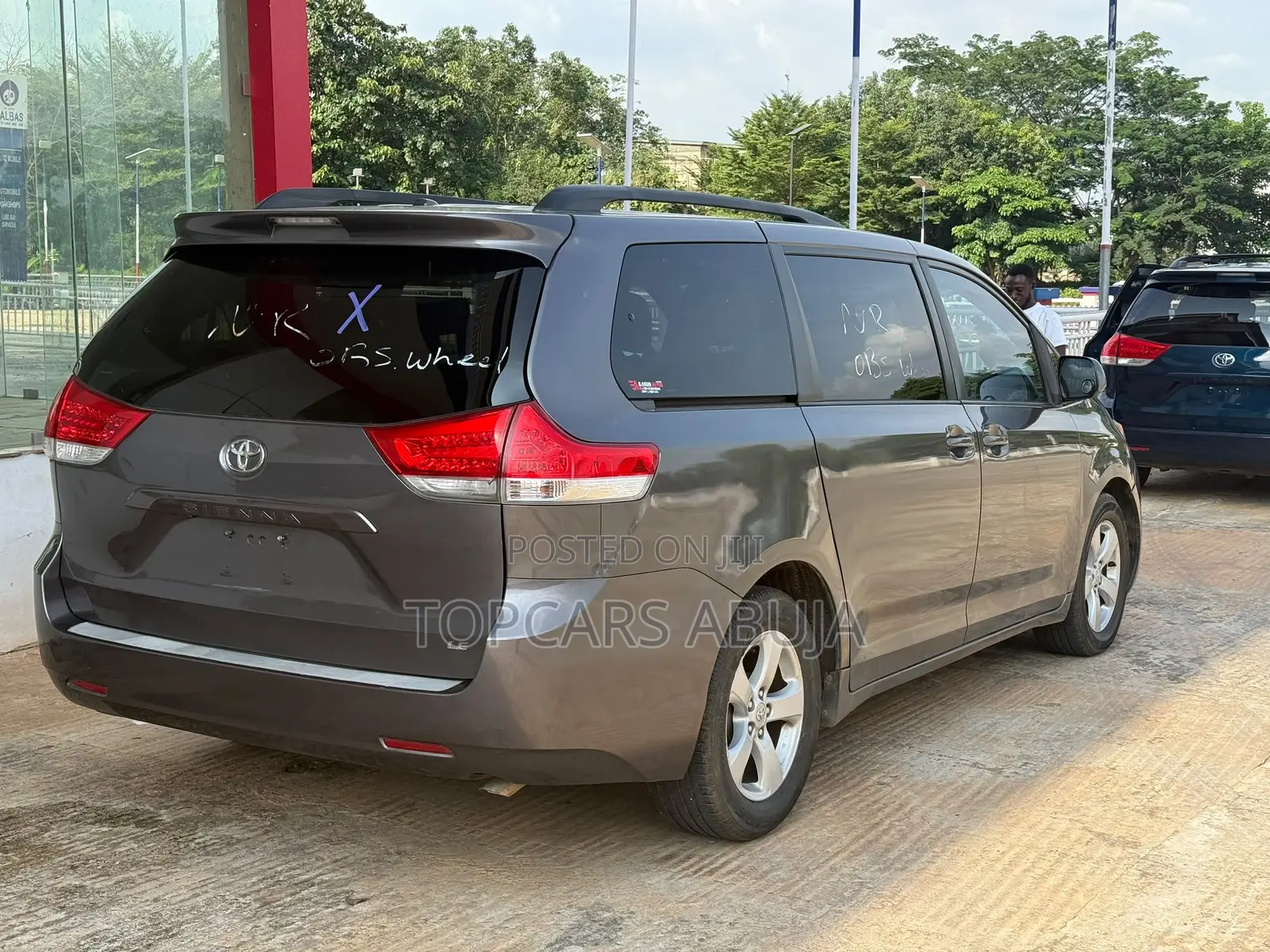 Toyota Sienna 2010 Gray