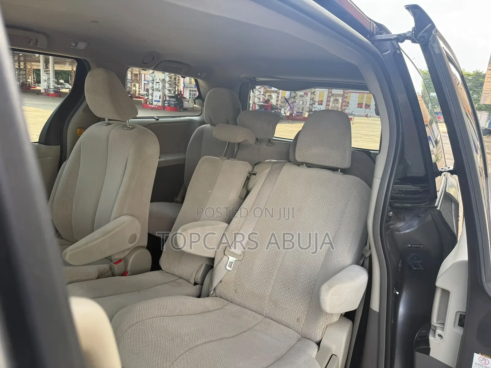 Toyota Sienna 2010 Gray