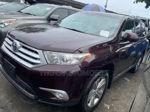 Toyota Highlander Limited 2012 Burgundy