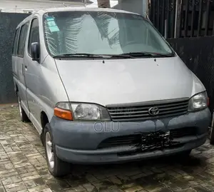Toyota HiAce 1998 Silver