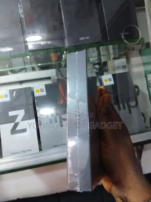 New Samsung Galaxy Z Fold6 256 GB Silver