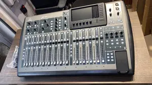 Behringer X32 40-Input, 25-Bus Digital Mixing Console
