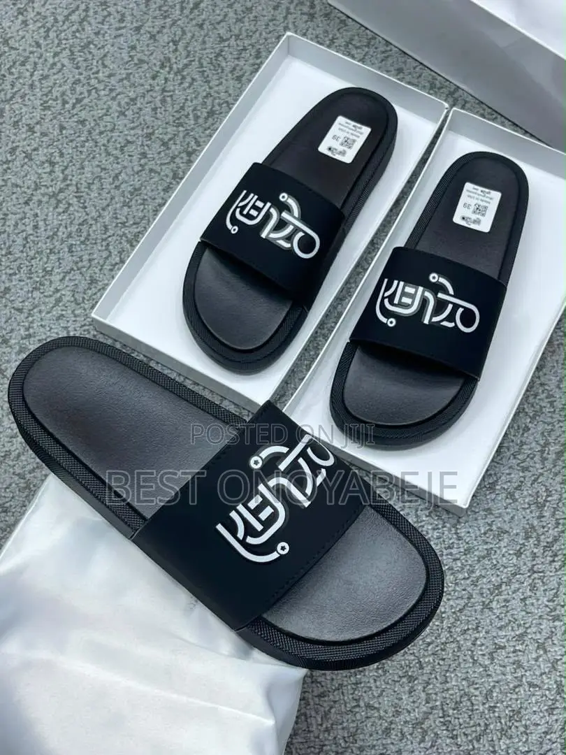 Men’s Black Casual Slides