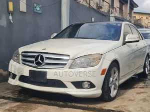 Mercedes-Benz C350 C350 BlueEFFICIENCY RWD 2010 White