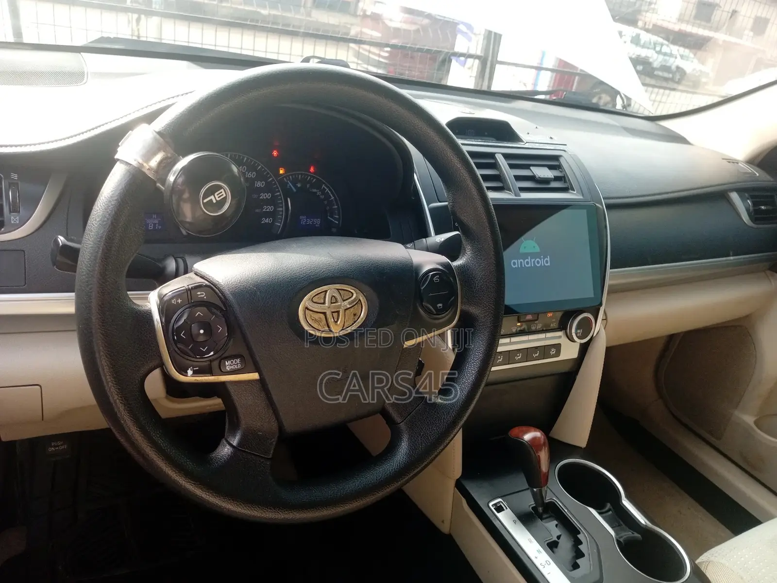 Toyota Camry 2012 White