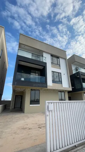 5bdrm Duplex in Osapa london for sale