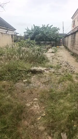Land for Sale in Baruwa in an Estate