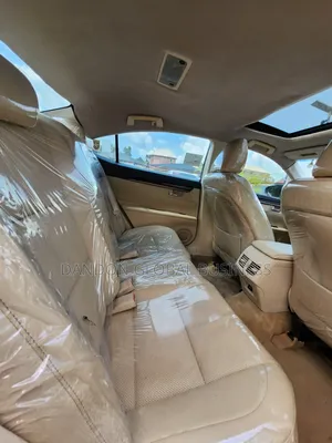 Lexus ES 2014 Brown