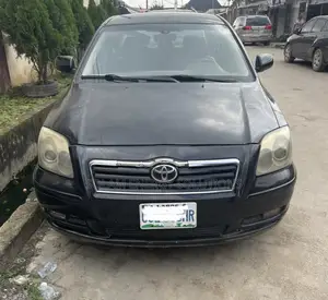 Toyota Avensis 2004 Black
