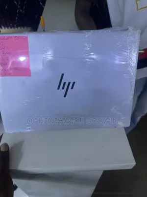 Laptop HP EliteBook 830 G9 16GB Intel Core i7 SSD 512GB