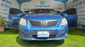 Toyota Avensis 2014 Blue