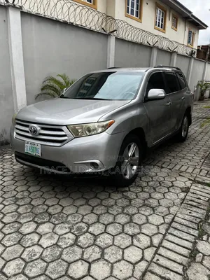 Rent Highlander SUV for Use in Lagos