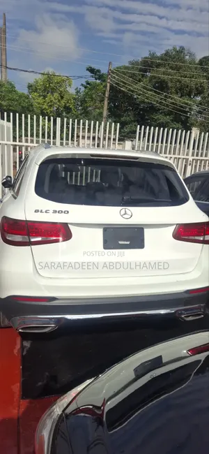 Mercedes-Benz GLC-Class 2016 Blue