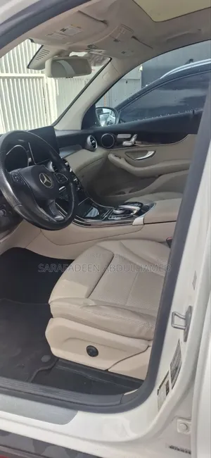 Mercedes-Benz GLC-Class 2016 Blue
