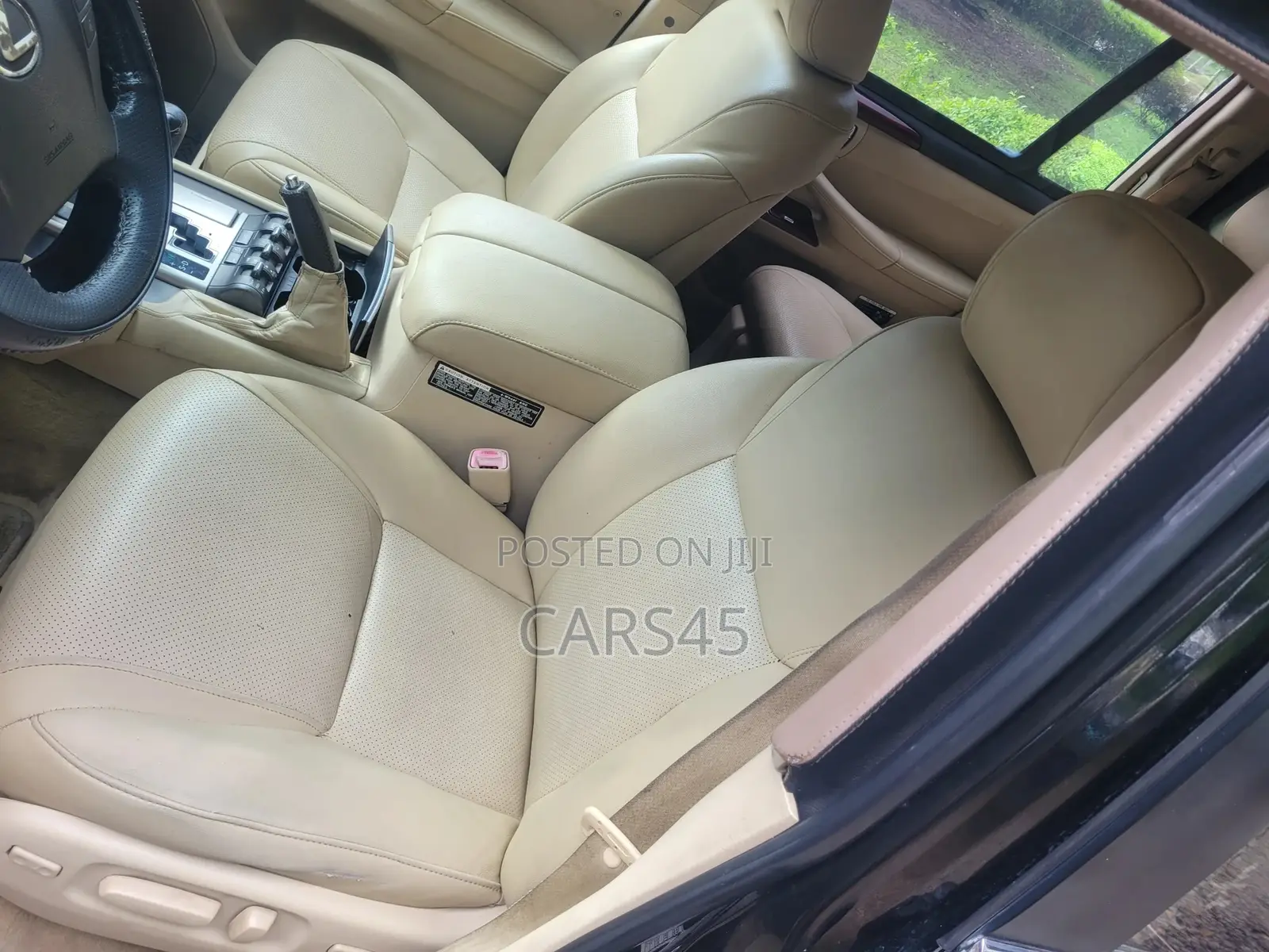 Lexus LX 570 2012 Black