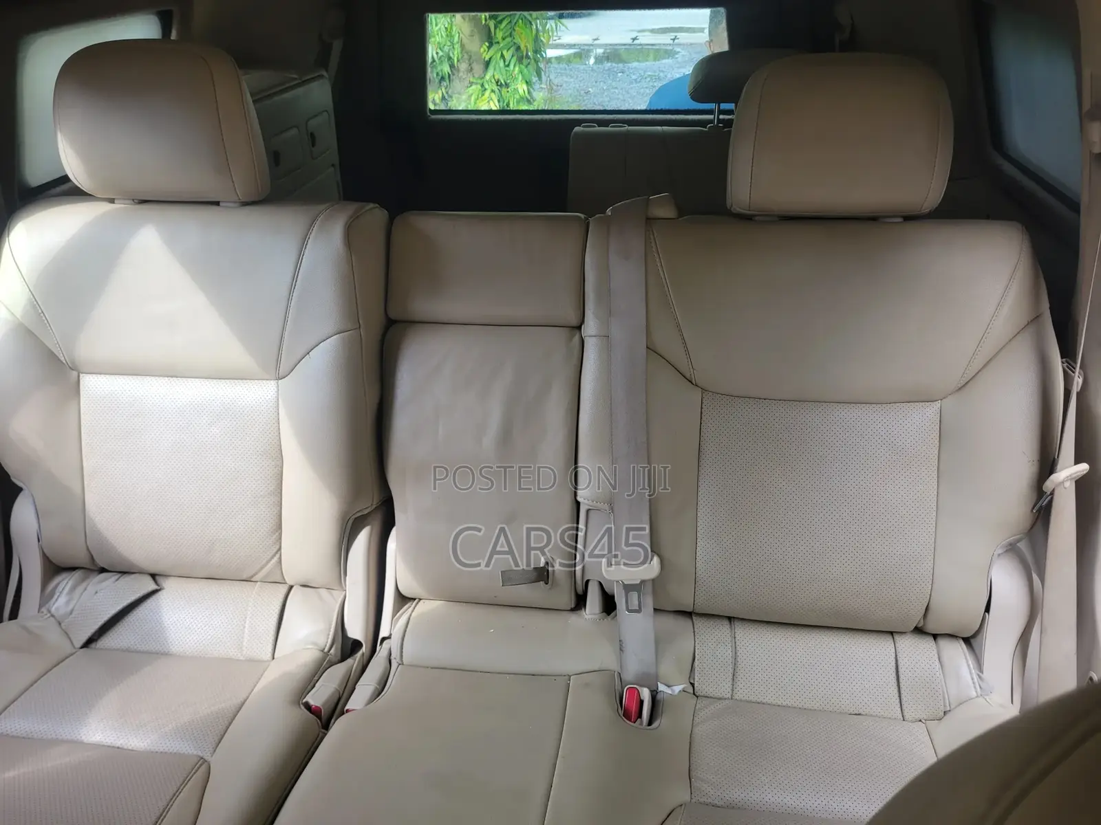 Lexus LX 570 2012 Black