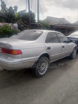 Toyota Camry 2002 Silver