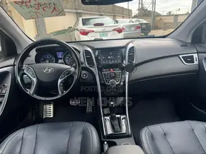 Hyundai Elantra 2013 Black