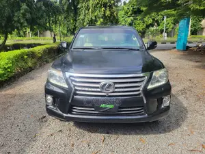 Lexus LX 570 2012 Black