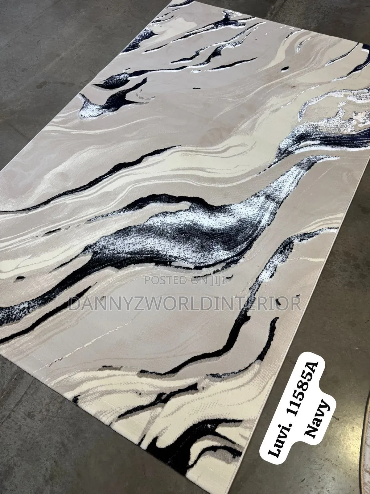 Luxurious Centre Rug