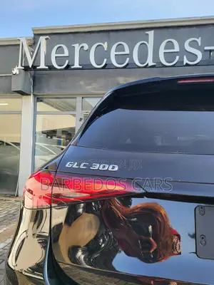 New Mercedes-Benz GLC-Class GLC 300 4MATIC AWD 2024 Black