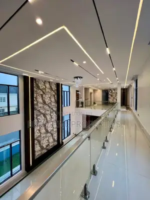 5bdrm Duplex in Lekki for sale