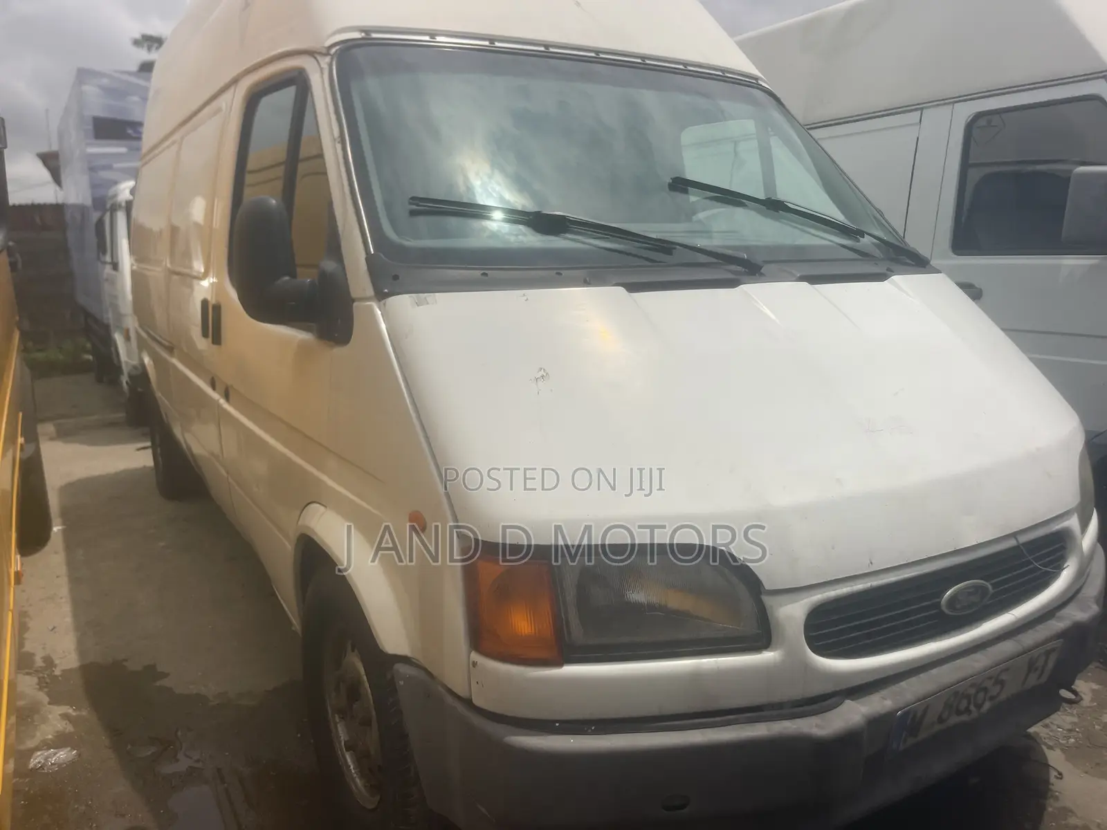 Ford Transit 2000 White