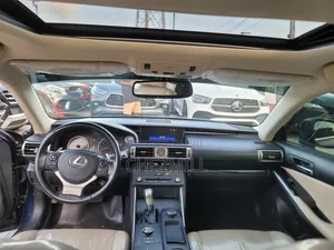 Lexus IS 2015 Blue