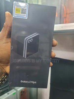 New Samsung Galaxy Z Flip6 512 GB Gray
