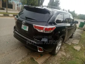Toyota Highlander 2016 Black