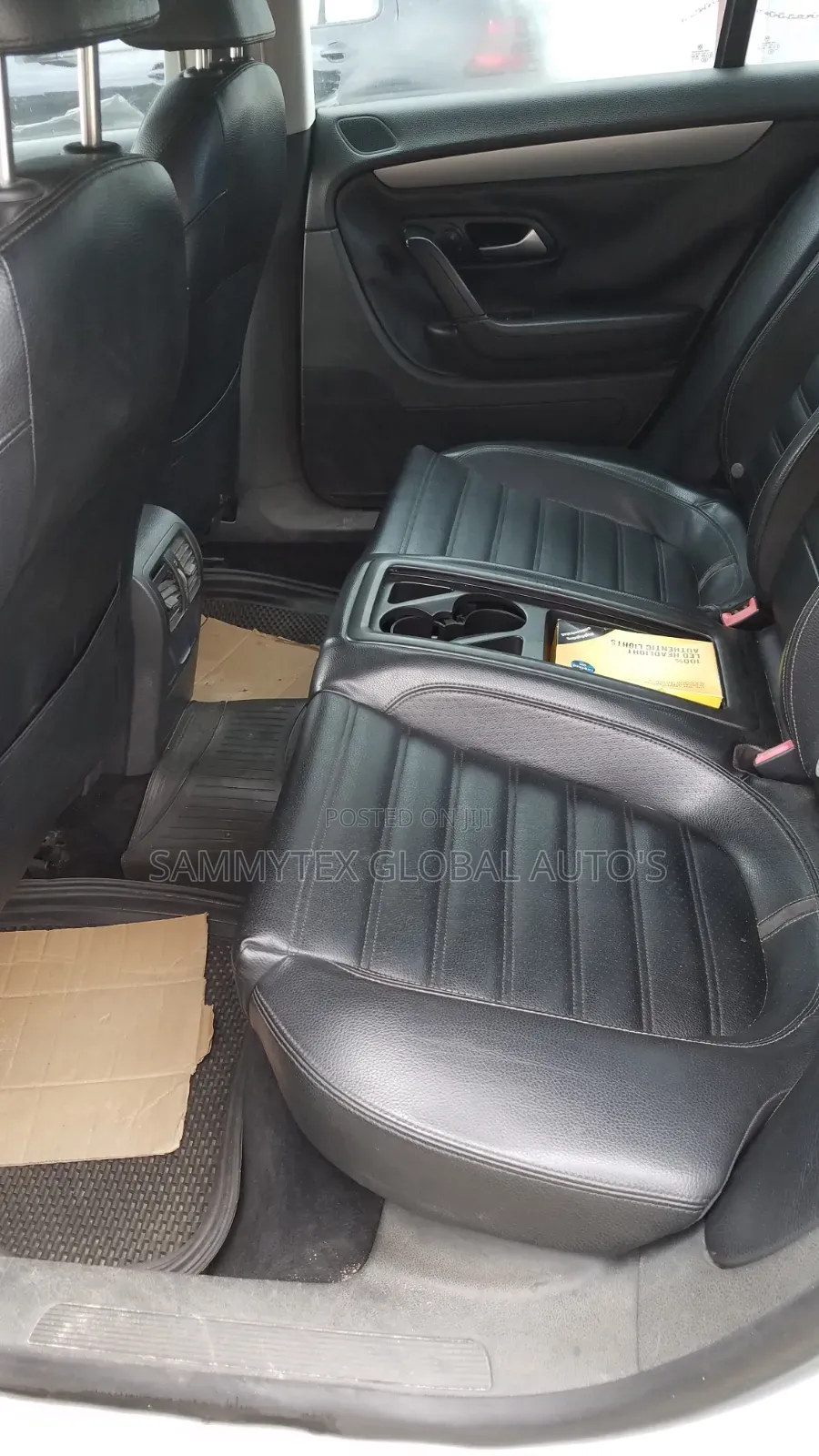 Volkswagen Passat 2010 Silver