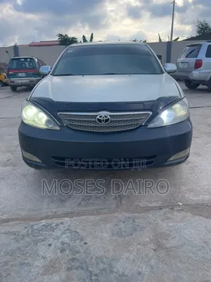 Toyota Camry 2004 Silver