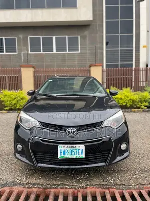 Toyota Corolla 2015 Black