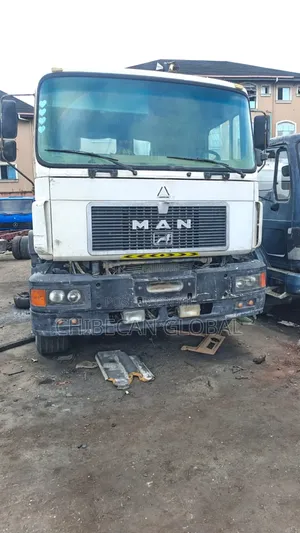 MAN Truck 10 Tyres (Cab and Chassis) Tokunbo