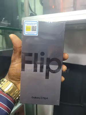 New Samsung Galaxy Z Flip4 512 GB Black
