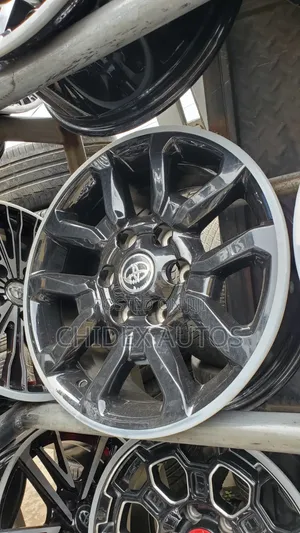 17 INCHES RIM 6 Hole*"