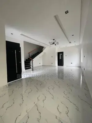 4bdrm Duplex in Ipaja for sale