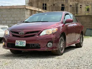 Toyota Corolla S 4dr Sedan (1.8L 4cyl 4A) 2012 Burgundy