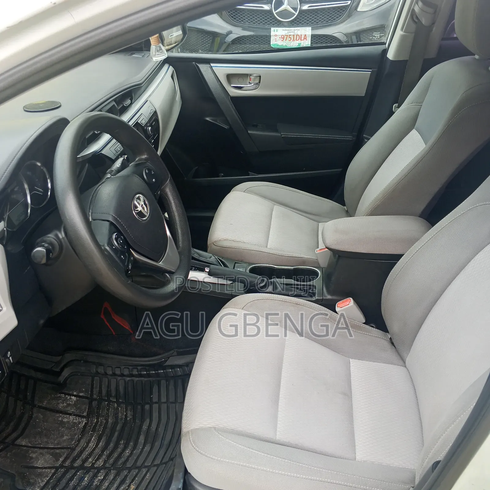 Toyota Corolla 2014 White