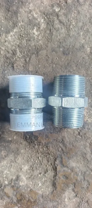 11⁄4" Steel Hex Nipples