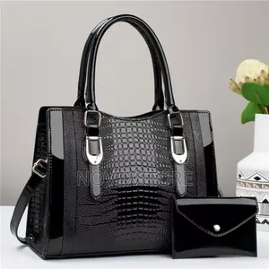 Luxury Women’s Crocodile Pattern Handbag Matching Purse Set