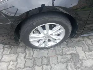 Toyota Avalon 2015 Black