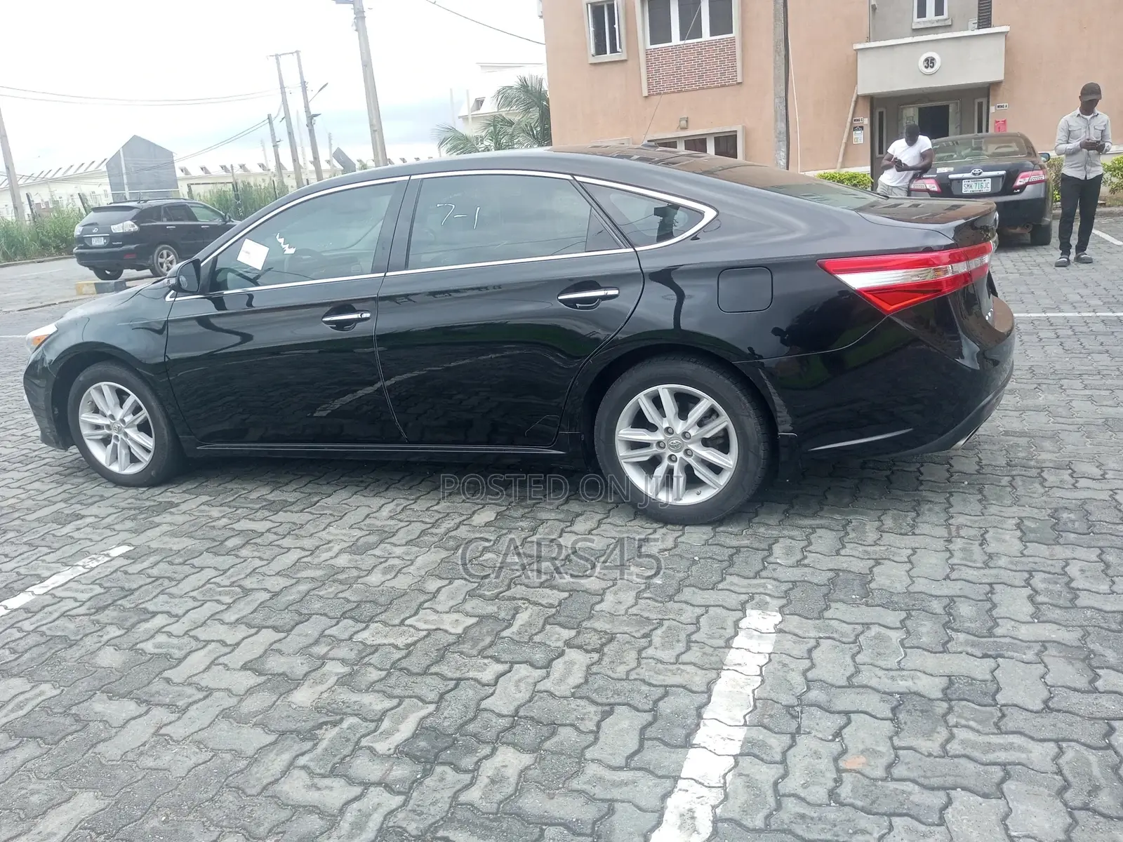 Toyota Avalon 2015 Black