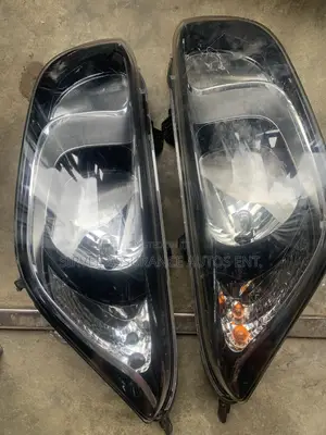 Set of Headlamps Hyundai I20 Europe 012