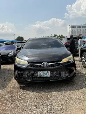 Toyota Camry 2016 Black