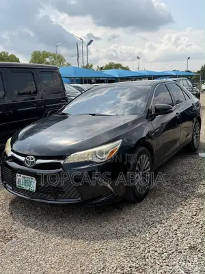 Toyota Camry 2016 Black
