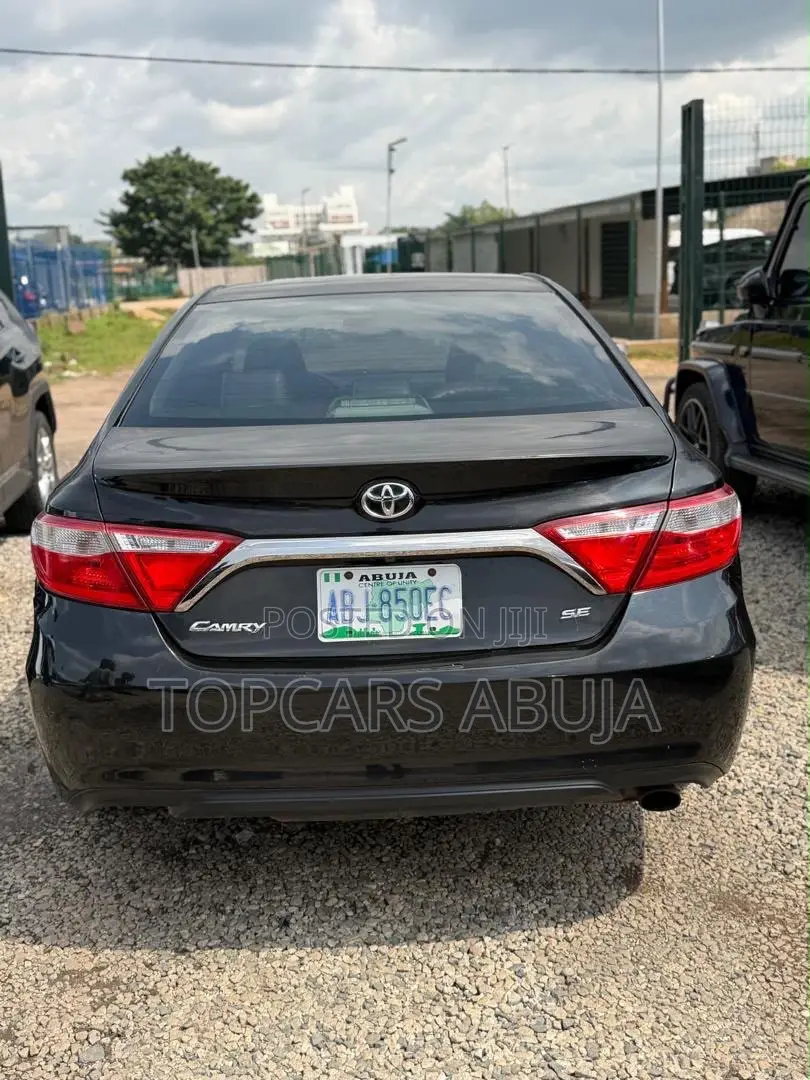 Toyota Camry 2016 Black