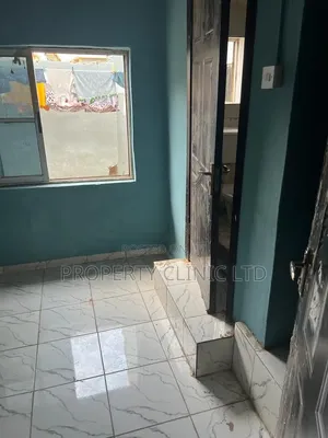 3bdrm Apartment in Obafemi-Owode for sale
