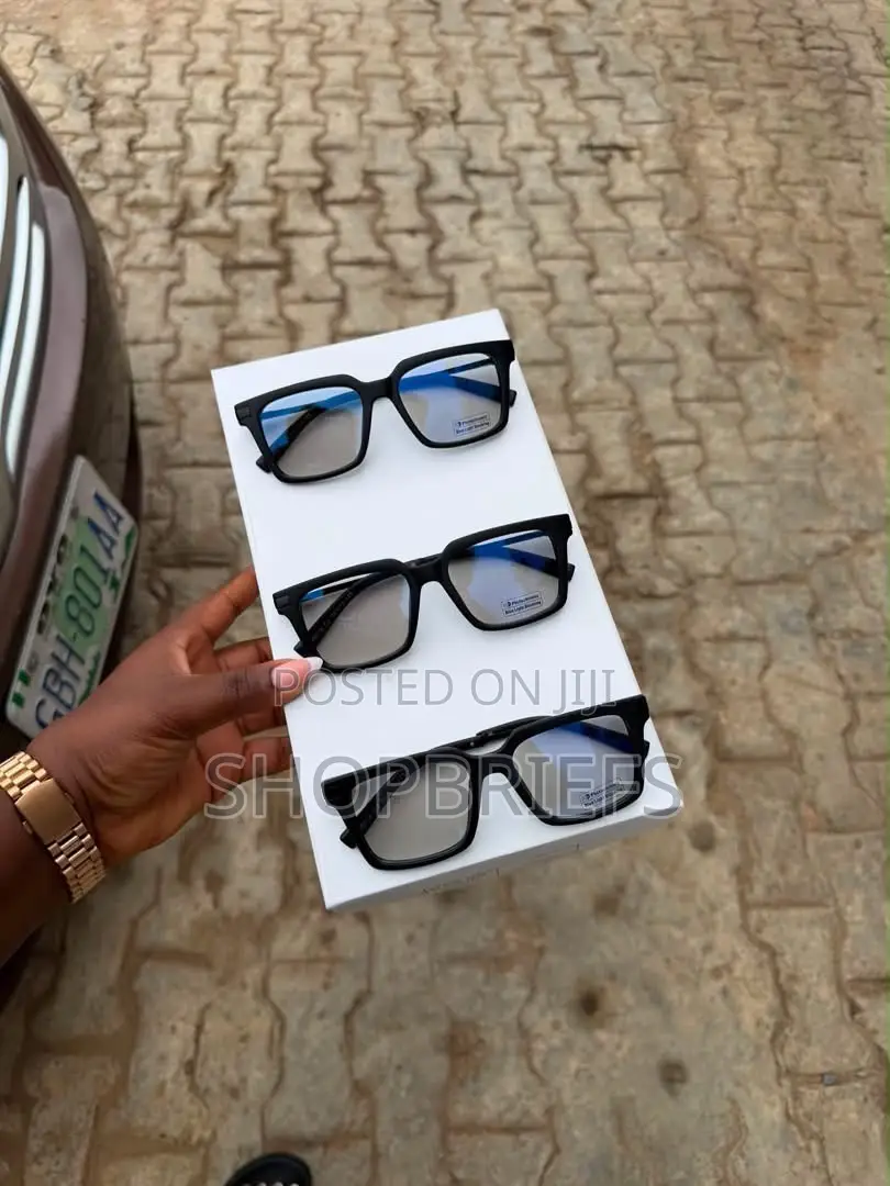 Blue Cut Photochromic Glasses
