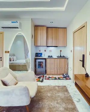 Deluxe Studio Apartment